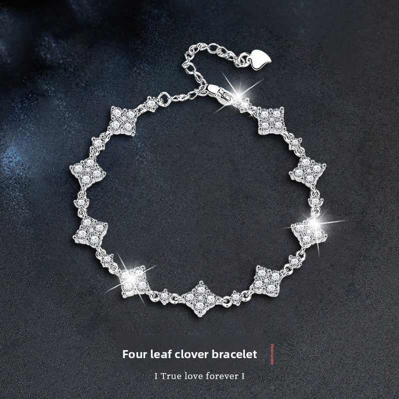 Clover Moissanite Bracelet